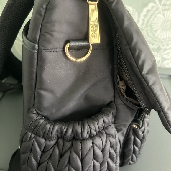 Gently used Happ brand diaper bag. Very spacious with wide opening! - Picture 4 of 4